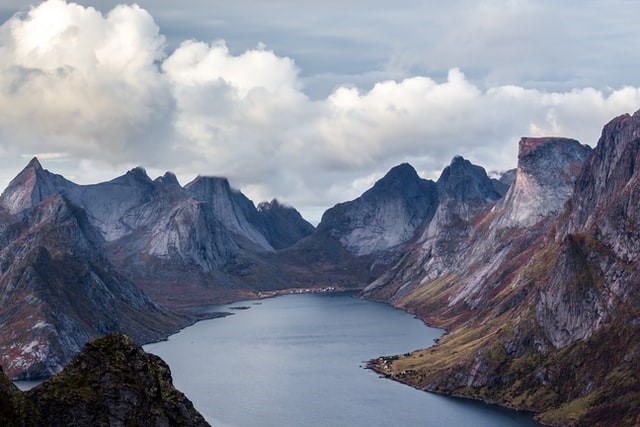 Норвегия будет защищать энергоснабжение, осуществляемое ГЭС, с помощью более строгих правил для производителей электроэнергии