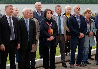На Павловской ГЭС открыли мемориальную доску Борису Можаеву